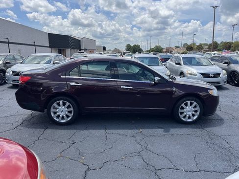 Used 2011 Lincoln MKZ FWD image 5