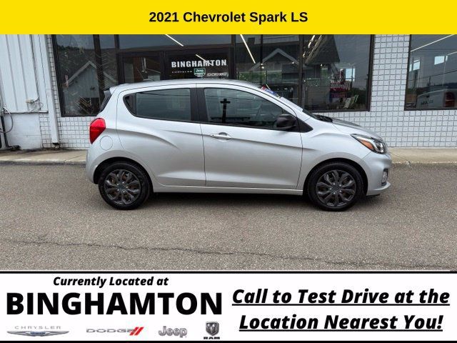 Used 2021 Chevrolet Spark LS FWD image 4
