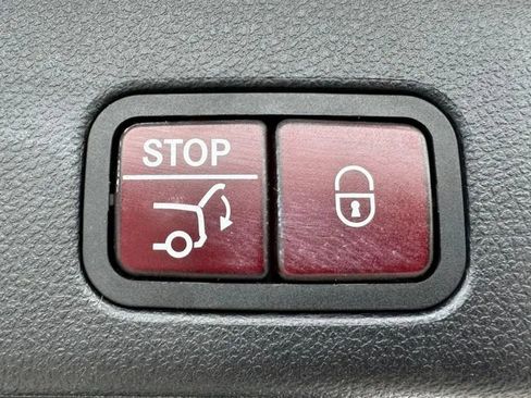 Used 2018 Mercedes-Benz GLE 43 AMG 4MATIC image 50