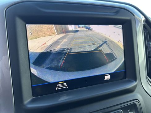 Used 2023 Chevrolet Silverado 2500 Custom w/ Custom Value Package image 7