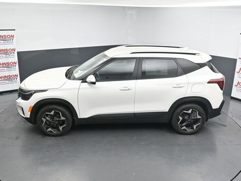 Used 2025 Kia Seltos S FWD image 13