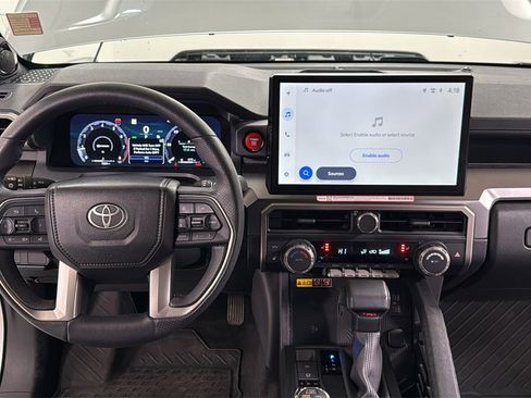 Certified 2025 Toyota 4Runner TRD Off-Road Premium image 9