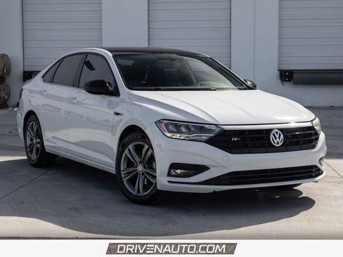 Used 2020 Volkswagen Jetta R-Line image 1