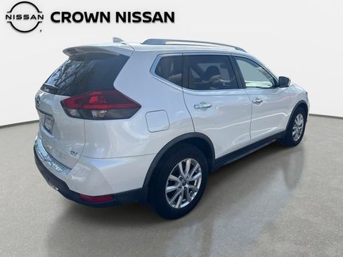 Certified 2019 Nissan Rogue SV image 8