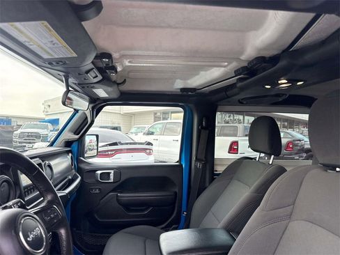 Used 2022 Jeep Wrangler Willys image 14