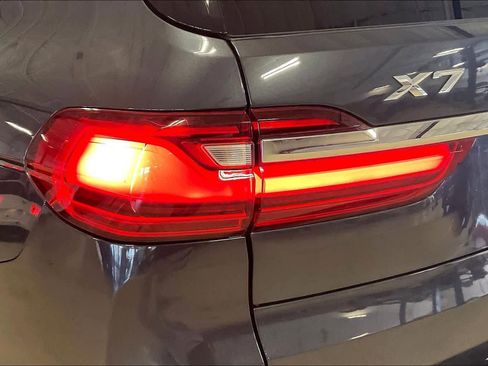 Used 2020 BMW X7 xDrive40i w/ Premium Package AWD/4WD image 26
