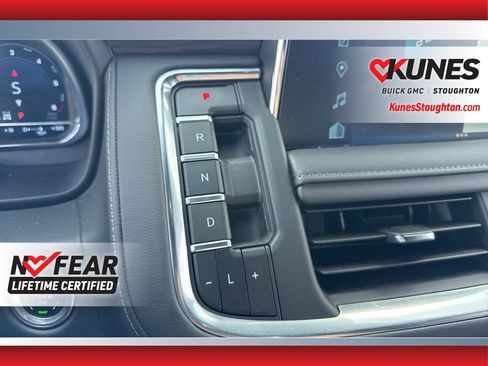 Used 2024 Chevrolet Tahoe Z71 image 33