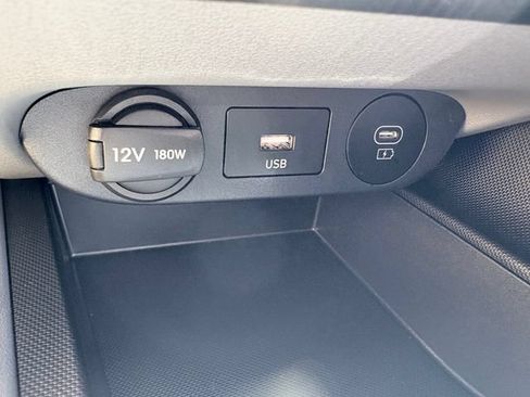 Used 2025 Hyundai Elantra Hybrid FWD image 20