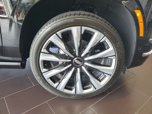 New 2026 Cadillac Escalade Platinum Luxury AWD/4WD image 5