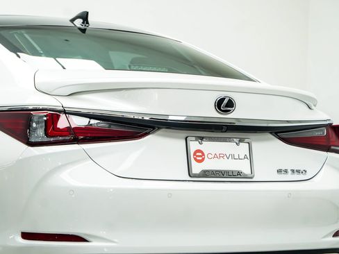 Used 2022 Lexus ES 350 Ultra Luxury w/ Accessory Package 2 FWD image 14