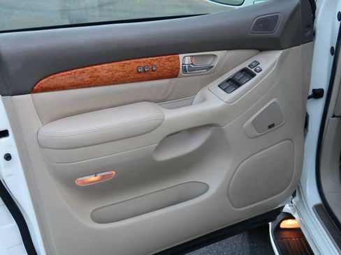 Used 2007 Lexus GX 470 image 11