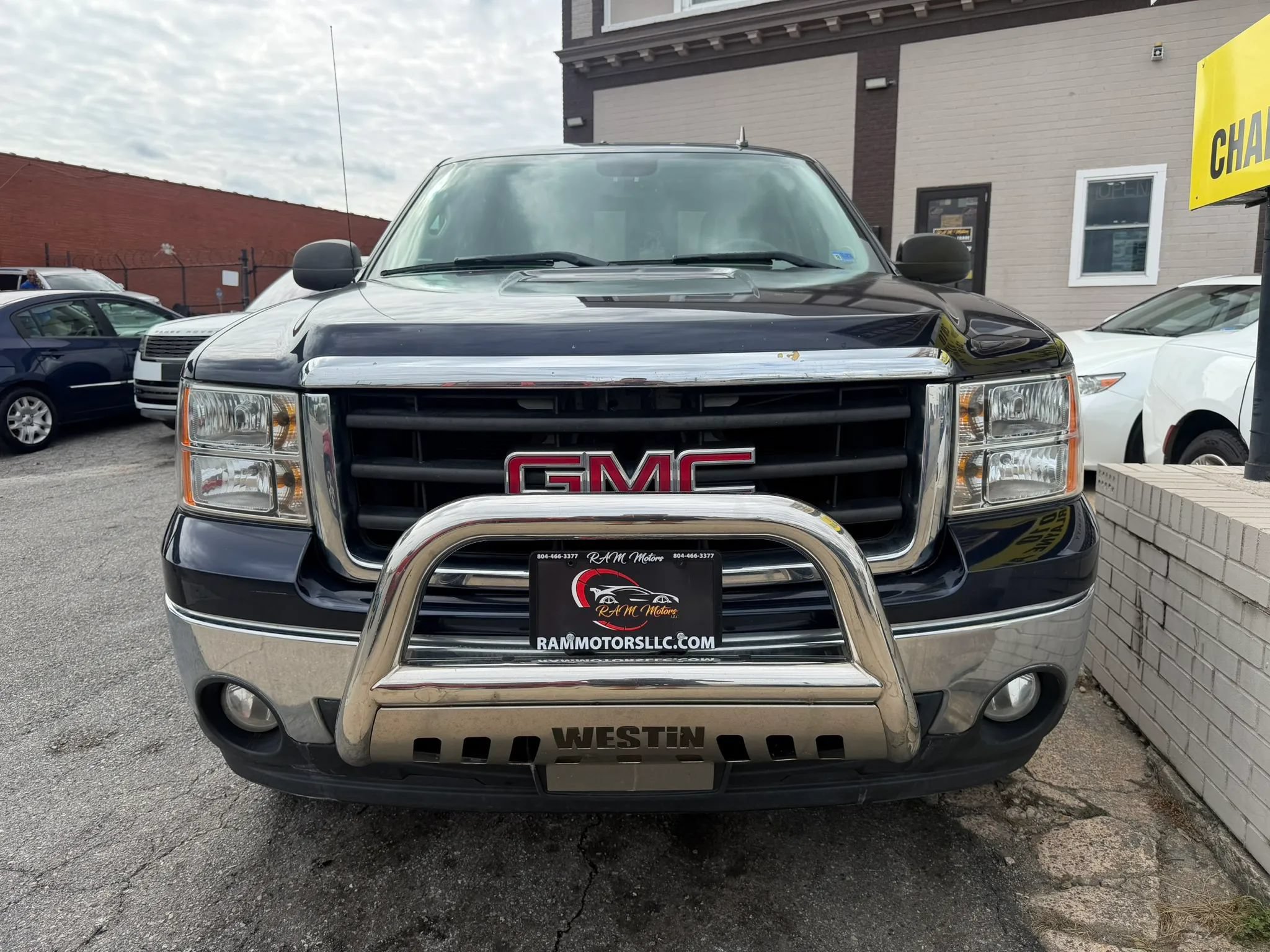 Used 2008 GMC Sierra 1500 SLE w/ Power Pack Plus AWD/4WD image 6