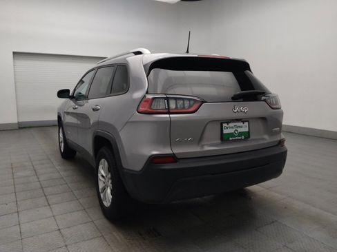 Used 2021 Jeep Cherokee Latitude AWD/4WD image 5