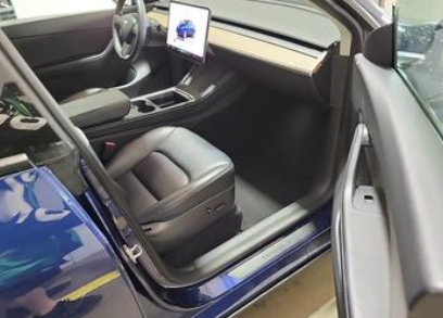 Used 2022 Tesla Model Y Long Range AWD/4WD image 5