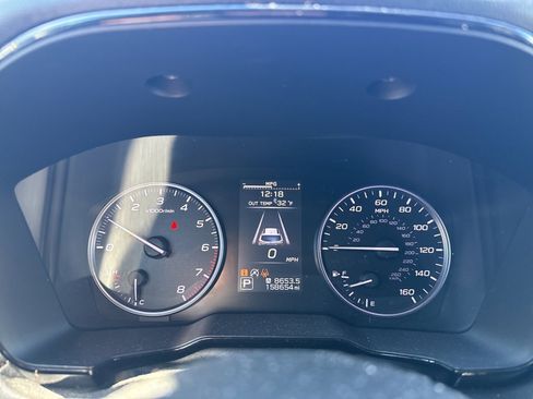 Used 2020 Subaru Outback Premium image 10