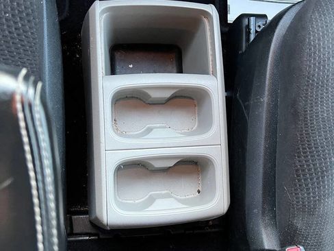 Used 2014 Dodge Grand Caravan SE FWD image 15