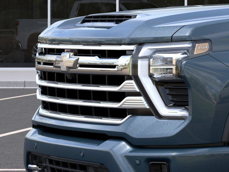 New 2026 Chevrolet Silverado 2500 High Country w/ Max Trailering Package AWD/4WD image 13