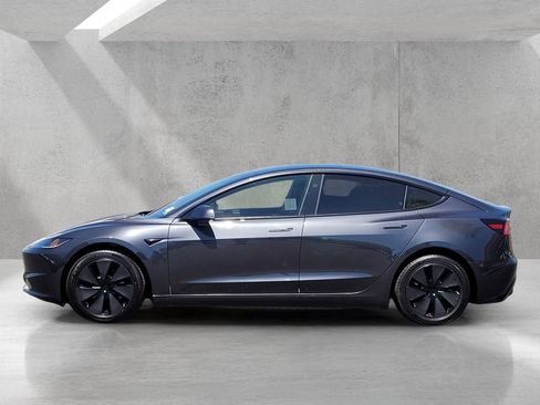 Used 2025 Tesla Model 3 Long Range RWD image 8