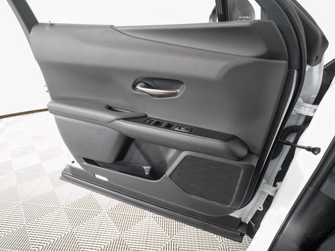 New 2025 Lexus UX 300h AWD image 10