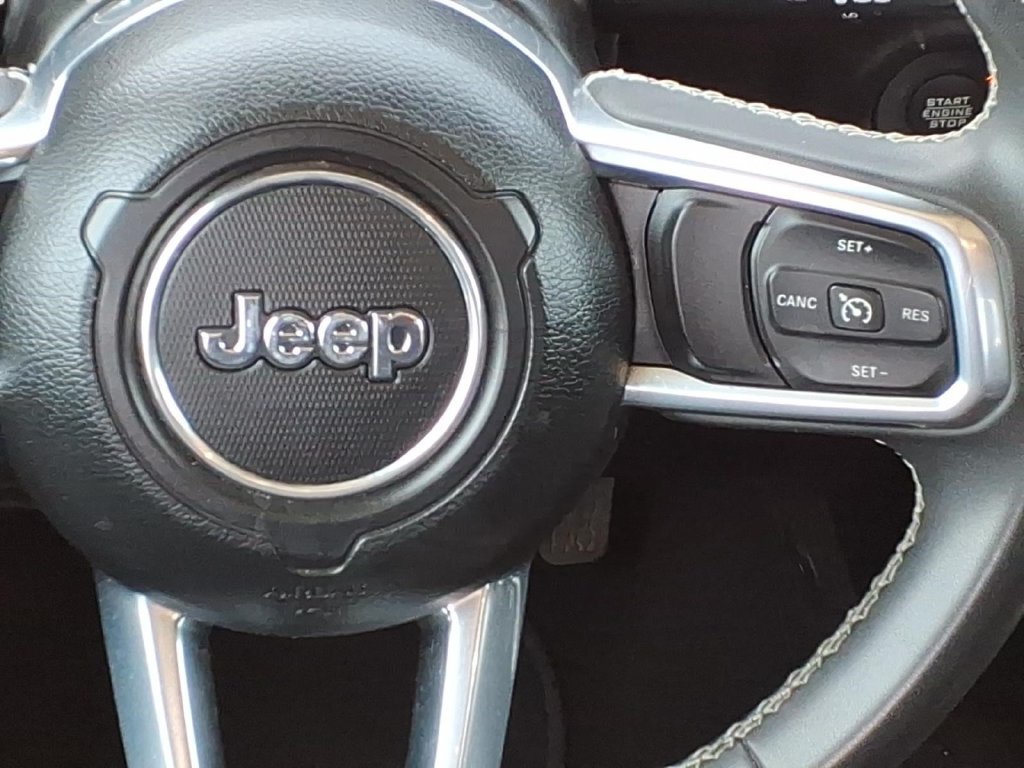 Used 2023 Jeep Gladiator Overland AWD/4WD image 11