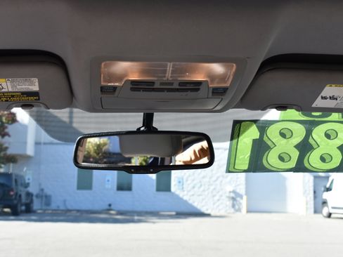 Used 2016 Toyota Highlander XLE image 33