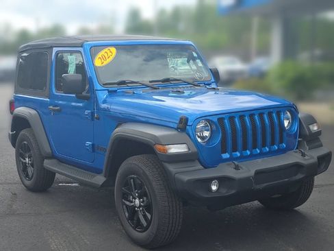 Used 2023 Jeep Wrangler Sport AWD/4WD image 11
