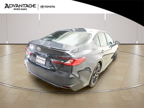 Certified 2025 Toyota Camry SE image 7