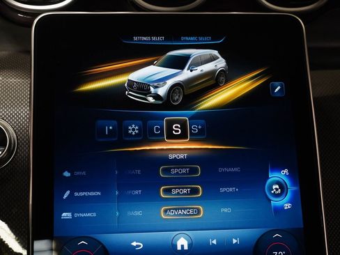 Used 2026 Mercedes-Benz GLC 43 AMG 4MATIC image 27