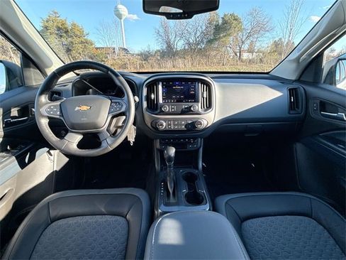 Used 2022 Chevrolet Colorado Z71 image 22