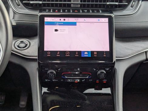 Used 2023 Jeep Grand Cherokee Limited RWD image 26