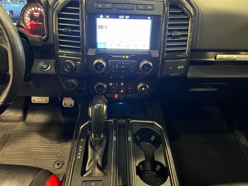 Used 2019 Ford F150 Raptor w/ Equipment Group 802A Luxury AWD/4WD image 16