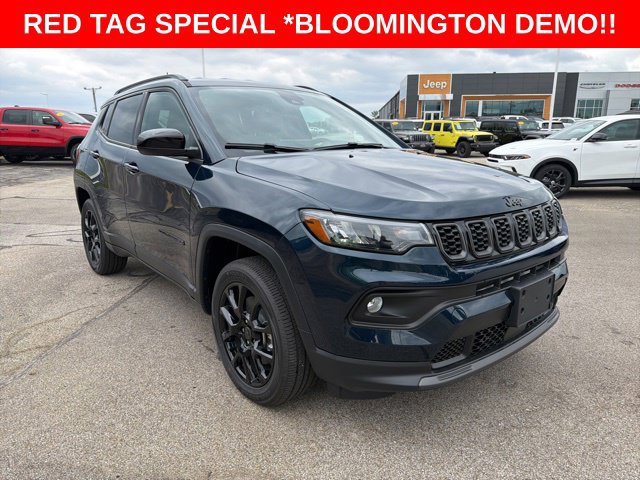 New 2026 Jeep Compass Latitude AWD/4WD image 1