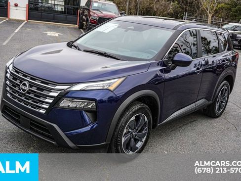 Used 2025 Nissan Rogue SV image 15