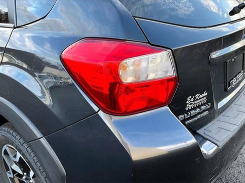 Used 2016 Subaru Crosstrek 2.0i Premium w/ Moonroof Package image 23