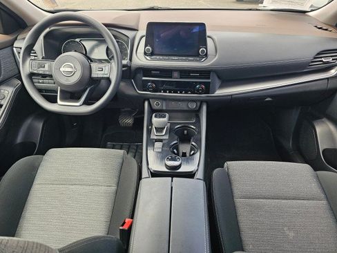 Used 2023 Nissan Rogue SV AWD/4WD image 23