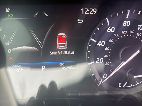 Used 2020 Toyota Highlander XLE image 18