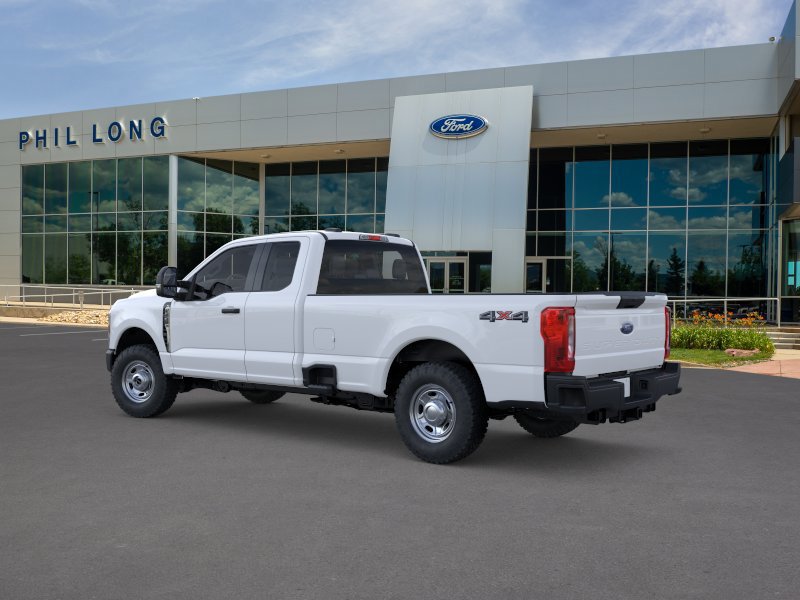 New 2025 Ford F250 4x4 SuperCab Super Duty image 4