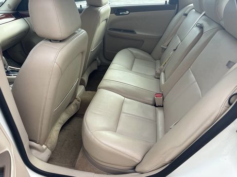 Used 2007 Chevrolet Impala LTZ image 16