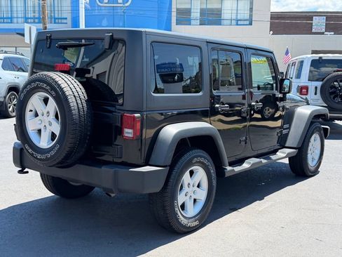 Used 2017 Jeep Wrangler Unlimited Sport w/ Quick Order Package 24S AWD/4WD image 17