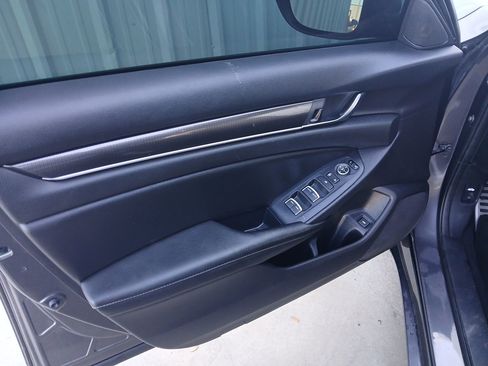 Used 2020 Honda Accord Sport image 10