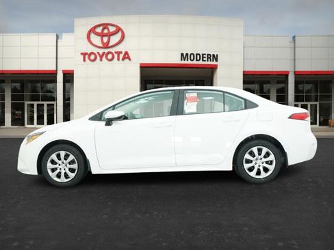 New 2026 Toyota Corolla LE image 10