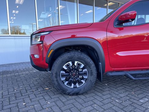 Used 2023 Nissan Frontier PRO-4X w/ Pro Convenience Package image 10