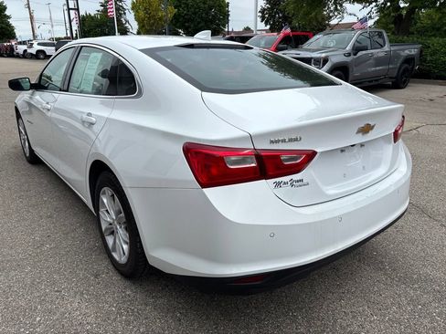 Used 2024 Chevrolet Malibu LT FWD image 7