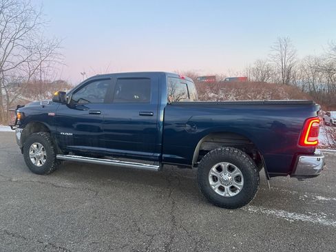 Used 2022 RAM 2500 Big Horn w/ Level C Equiment Group image 3