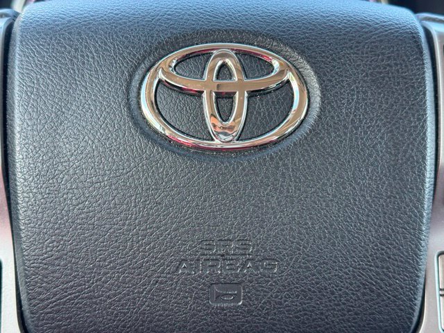Used 2022 Toyota 4Runner Limited AWD/4WD image 29