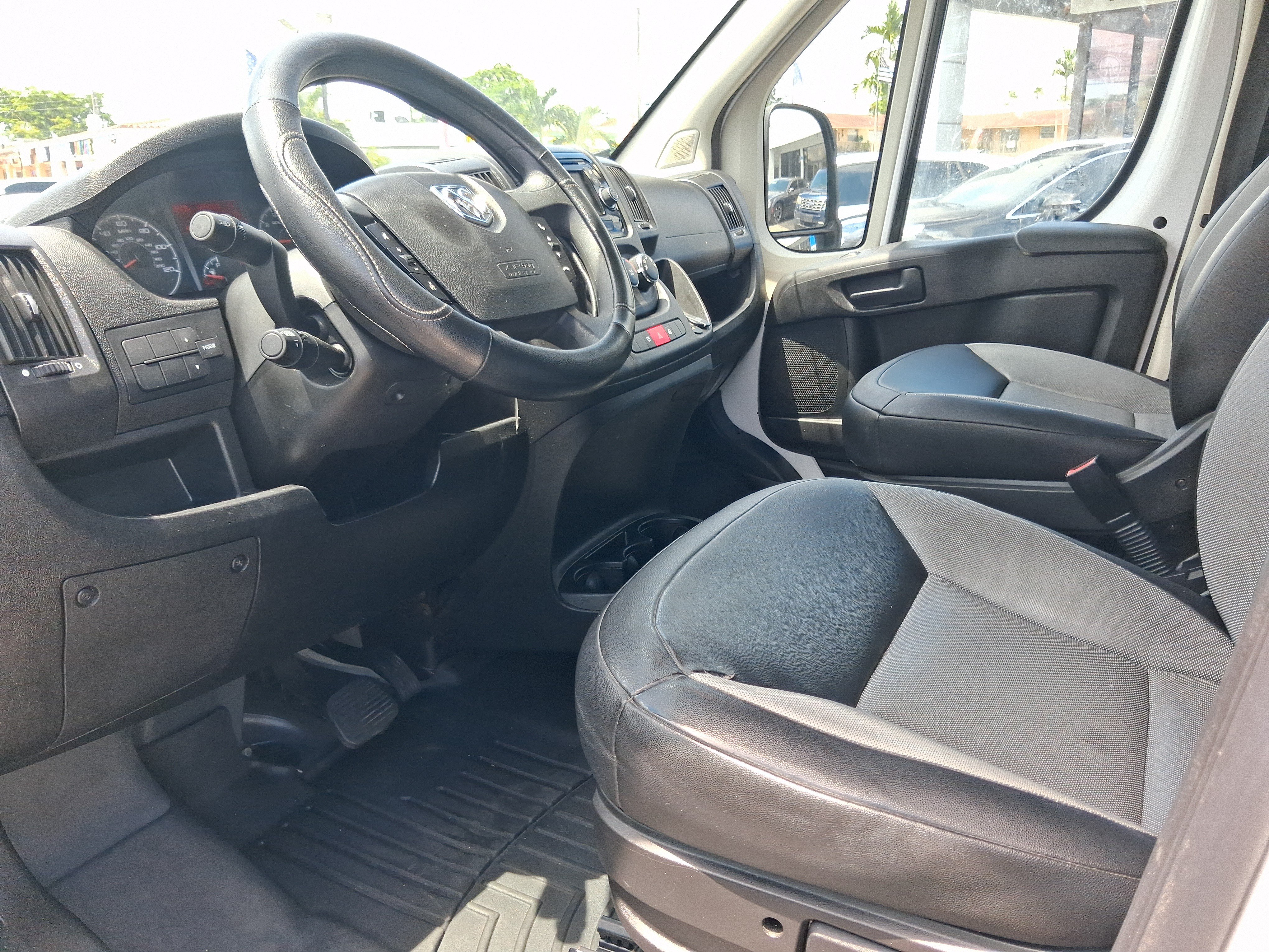 Used 2017 RAM ProMaster 2500 FWD image 14