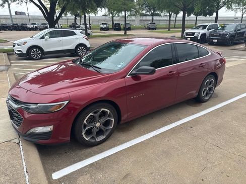 Used 2019 Chevrolet Malibu RS FWD image 1