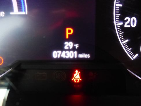 Used 2019 Honda Accord EX image 29