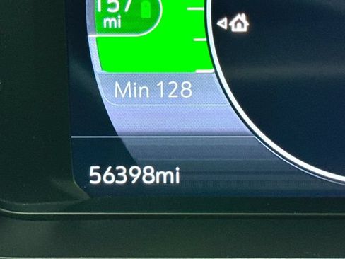 Used 2023 Chevrolet Bolt EUV LT w/ Convenience Package FWD image 12