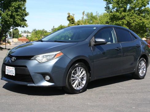 Used 2014 Toyota Corolla LE image 7
